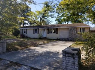 302 Seaview Rd, Wilmington, NC 28409