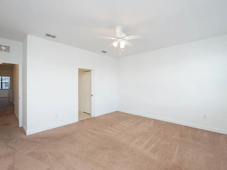 15218 Sunny Day Dr — Photo 35