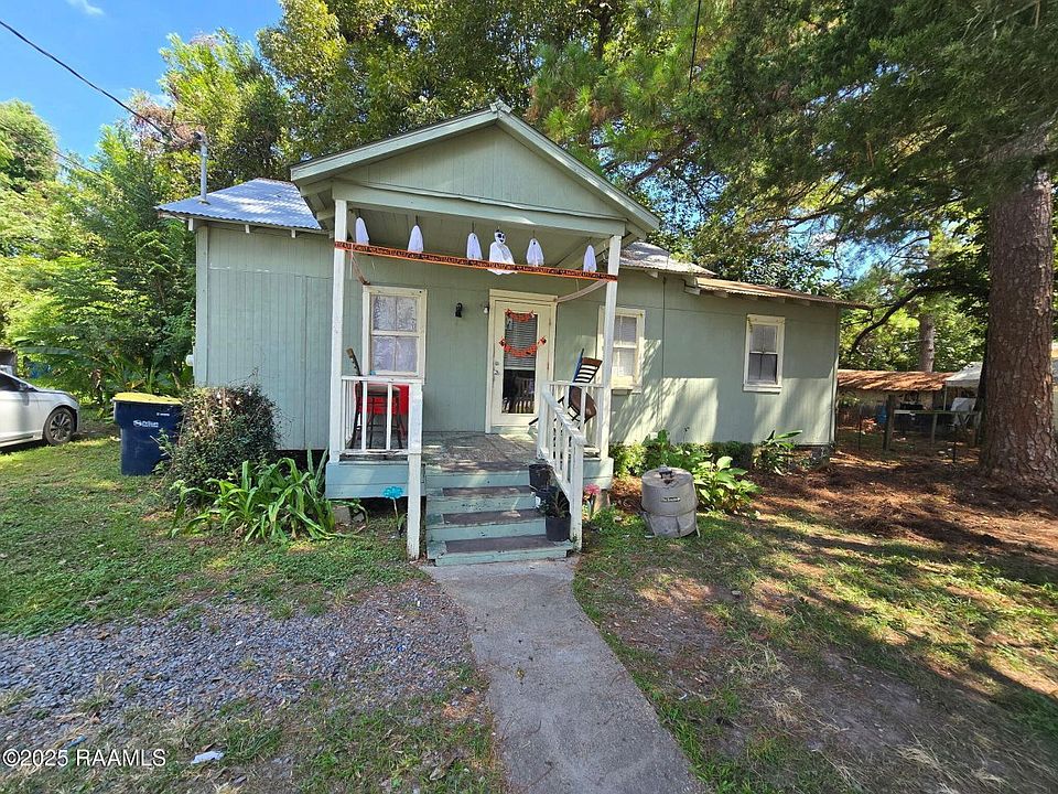 1st image of 319 Saint Anne St