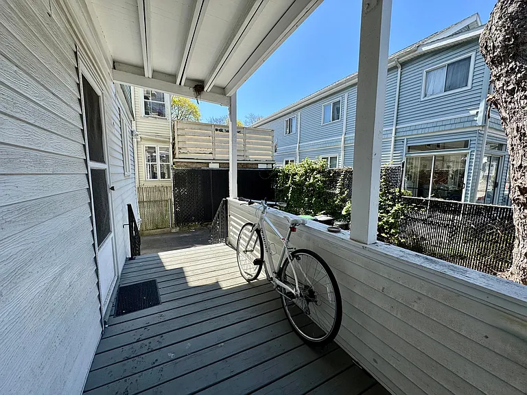 36 Simpson Ave #1 — Photo 14