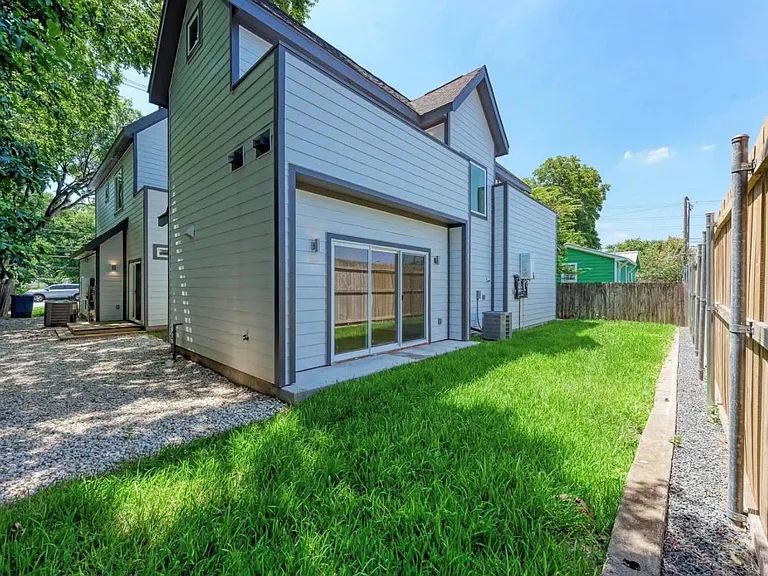 502 Tillery St #2 — Photo 13