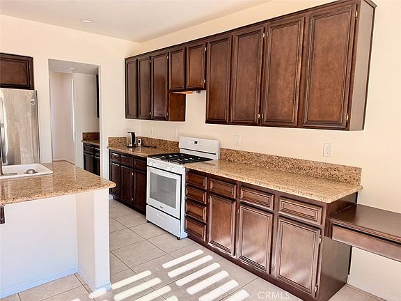 5th image of 6879 Red Cardinal Ct