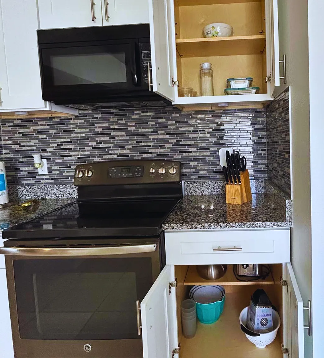 1 bed, $1,300 — Photo 4