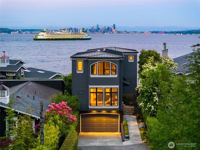 4864 Rockaway Beach Road NE, Bainbridge Island, WA, 98110