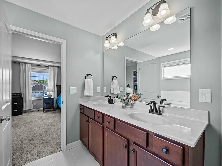 509 Romper Rd — Photo 24