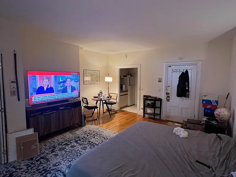 135 Beacon St #1 — Photo 2