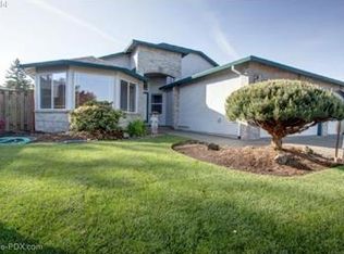 18834 Cathy Adams Dr, Oregon City, OR 97045