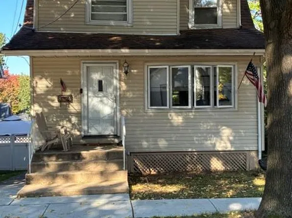 84 8th Street, Ridgefield Park, NJ 07660