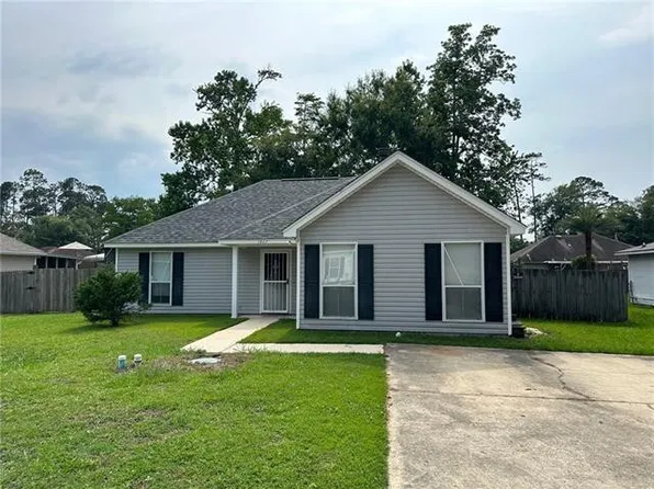 1427 Cherry St, Slidell, LA 70460