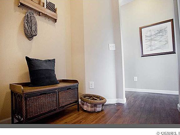 3rd image of 6036 Amber Dr