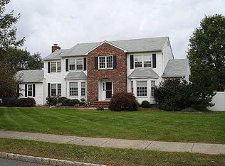 25 Valley Rd, Succasunna, NJ 07876