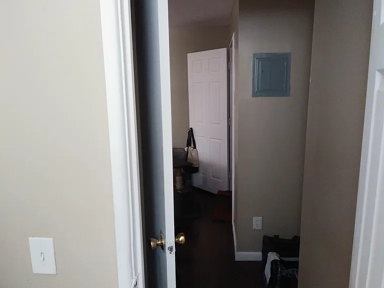 1704 Pleasant St #1F — Photo 13