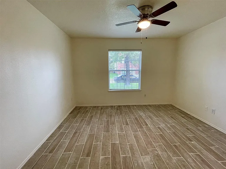 19127 Yaupon Ranch Dr — Photo 10