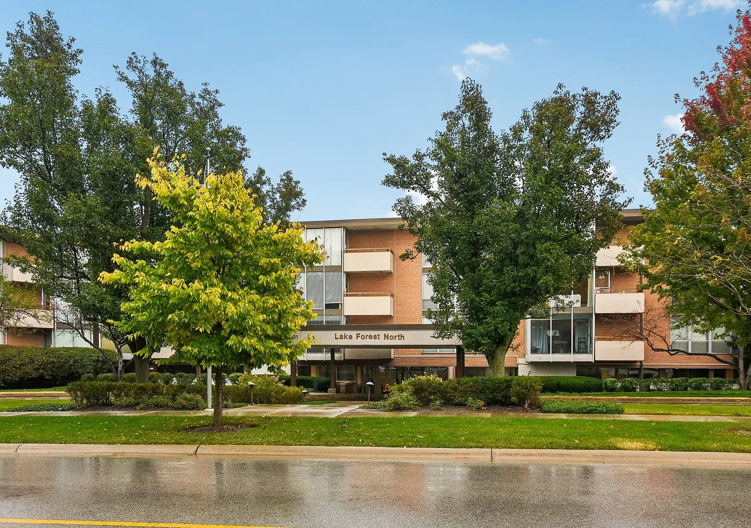 2 bed, 1166 sqft, $3,400 — Photo 1