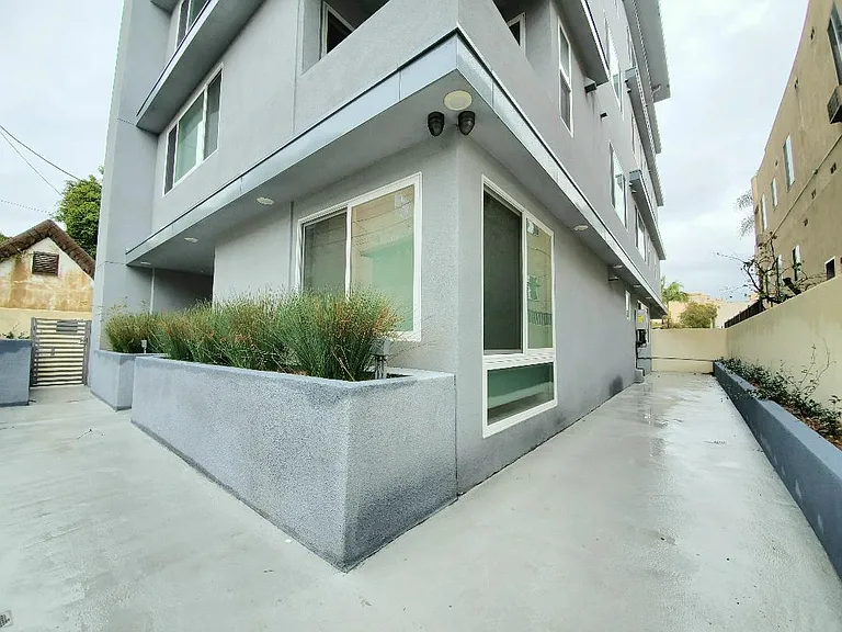 Ground floor unit back view