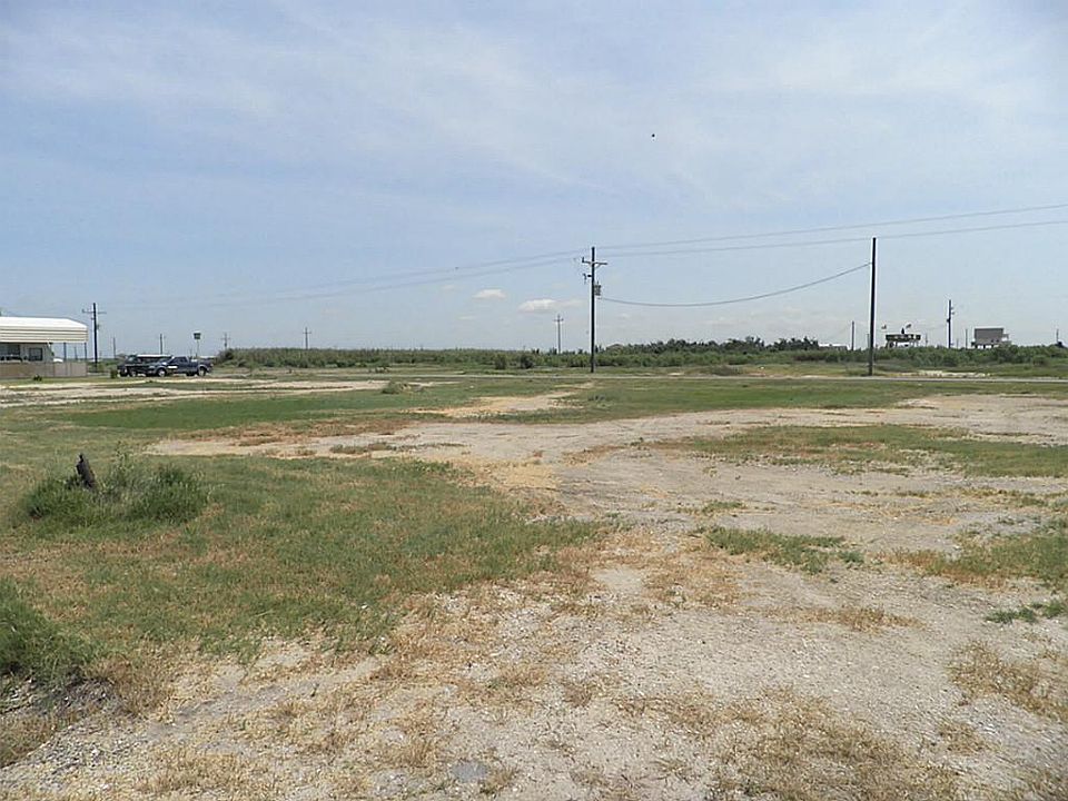 Looking East from Gulf Supply Rd