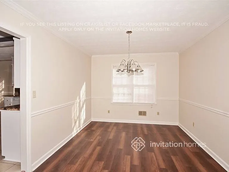 1480 Meadow Oak Dr — Photo 10