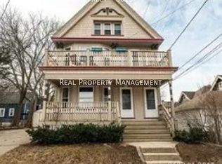5613-5615 W Lloyd St #5613, Milwaukee, WI 53208