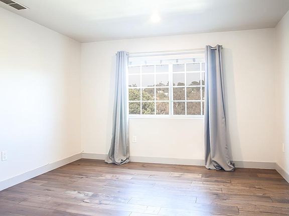4th image of 1616 Fargo St #1