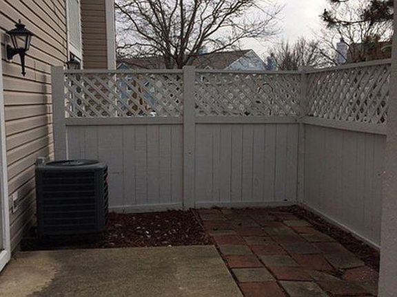 5th image of 436 Thomas Jefferson Ct