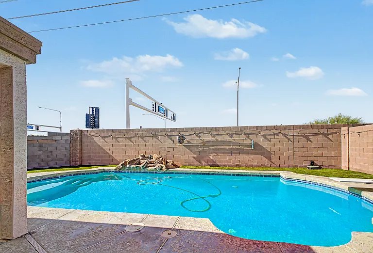 23765 W Desert Bloom St — Photo 25