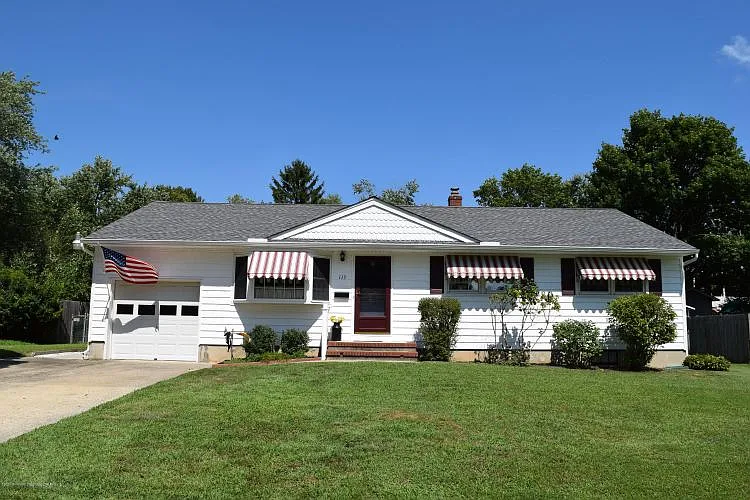 113 Rivercrest Dr photo 1