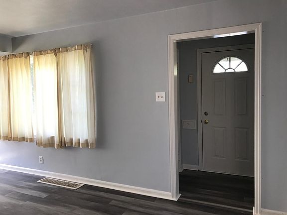 2nd image of 1301 E Southern Ave