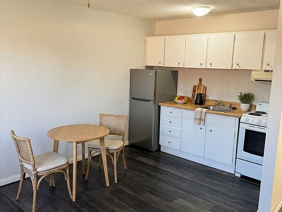 2nd image of 45 King Ave W #10