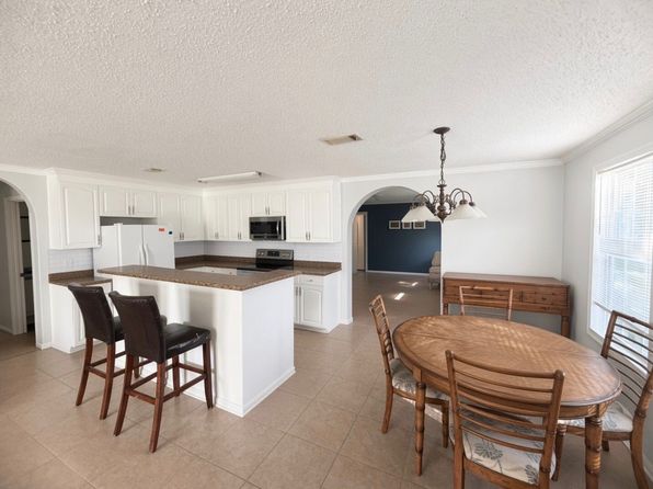 13601 Ridgeland Rd