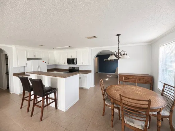13601 Ridgeland Rd, Vancleave, MS 39565
