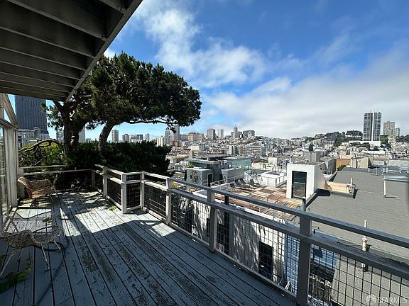 5th image of 359 Green St