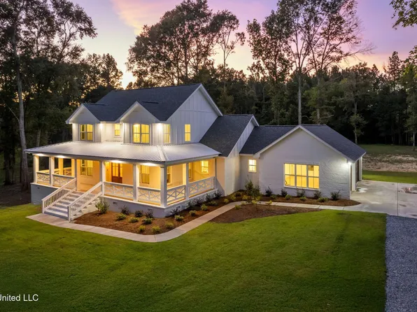 2723 Old Richton Rd, Petal, MS 39465