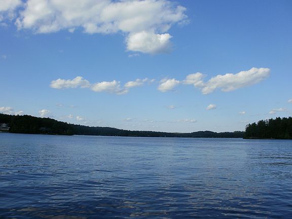 740 acre Lake Monomonac