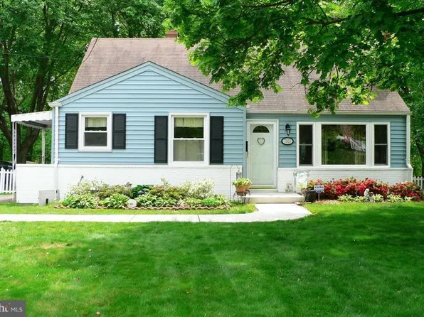 7303 Wayne Dr, Annandale, VA 22003