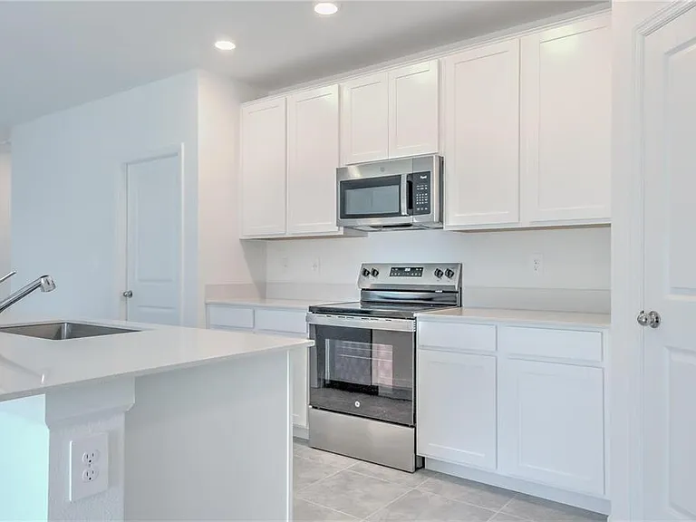 1488 Cumberland Ave — Photo 8