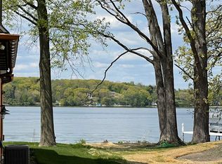 4307 Gill Ct, Delavan, WI 53115