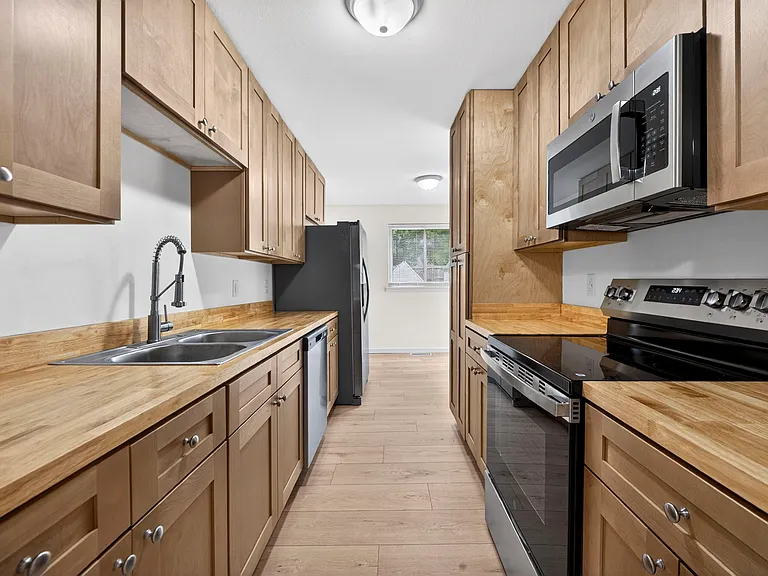 17 Hill Pl — Photo 7