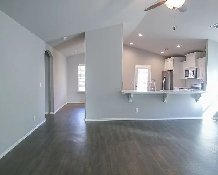 5309 Nassau Ave — Photo 9