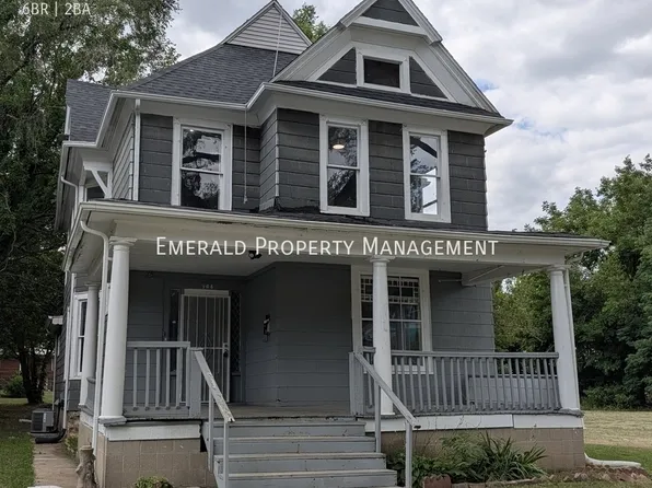 964 N Court St, Rockford, IL 61103