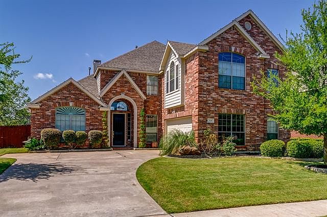 1st image of 216 Longford Ct
