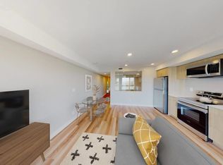408 Columbia St #311, New Westminster, BC V3L 1B1