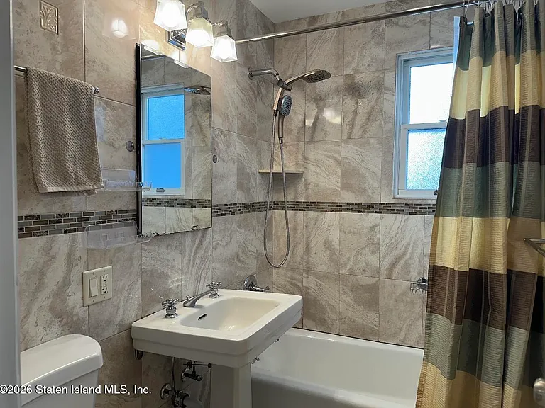 210 Liberty Ave — Photo 14