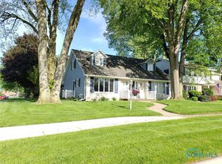 4535 Clover Ln, Toledo, OH 43623
