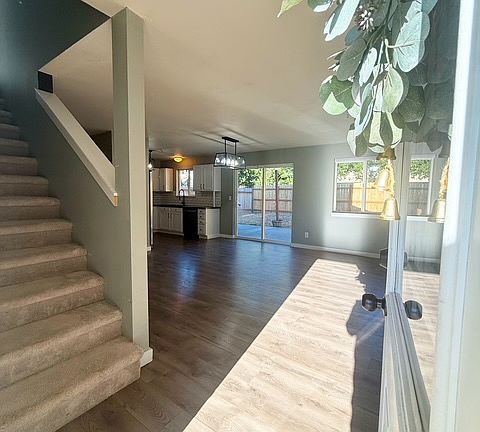 3rd image of 3119 Chive Pl SE