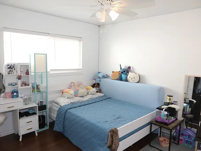 21111 Winterset Dr — Photo 17