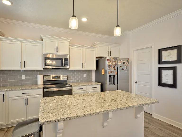279 Bluebriar Trce — Photo 15