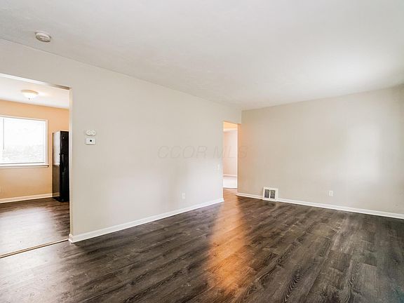 3rd image of 553 S Napoleon Ave