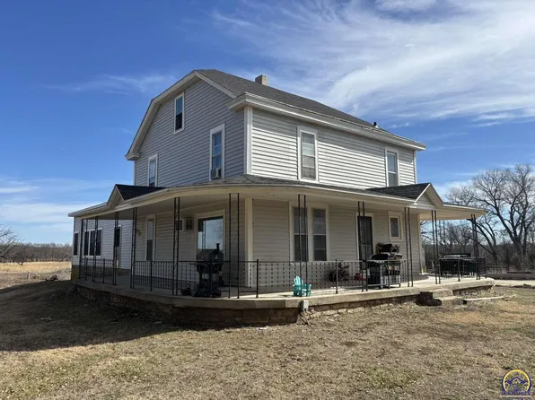 1195 Cedar Creek Rd, Cedar Point, KS 66843