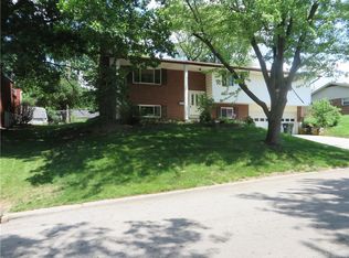 6308 Clematis Dr, Dayton, OH 45449