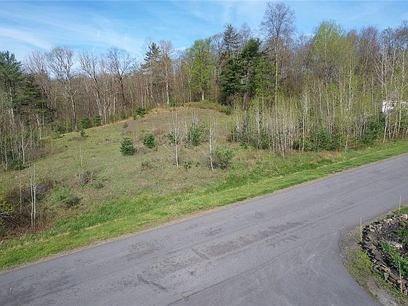 2nd image of 119 Hickory Hill Rd #3